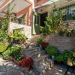 Apartment Nontas 26 *